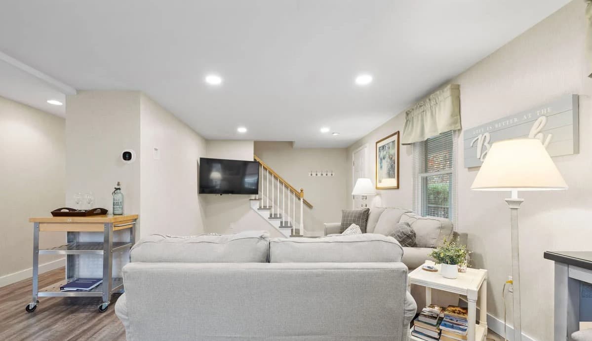 Harbor House #024Y - Image 4