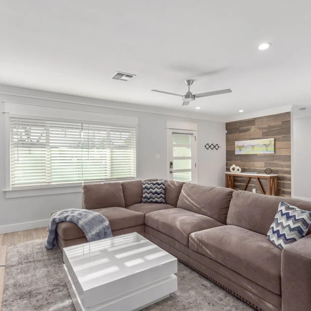 Sunset on 11th - Image 11