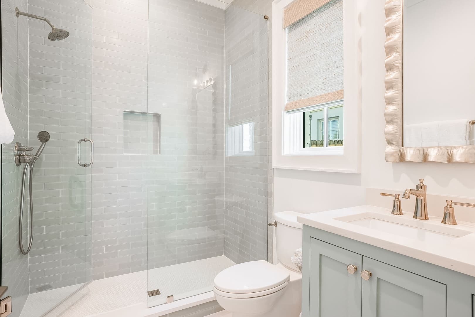 Coastal Comfort - Image 39