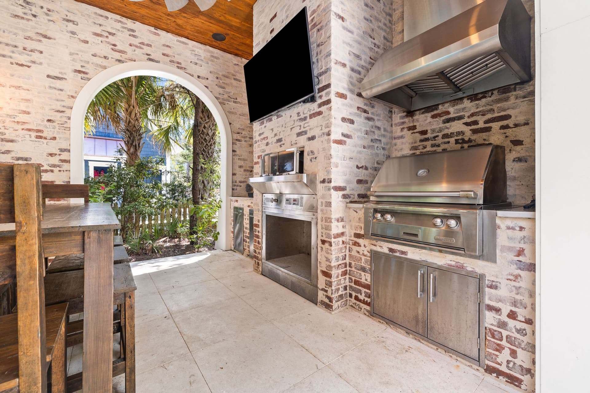 Tranquility on the Preserve - Image 15