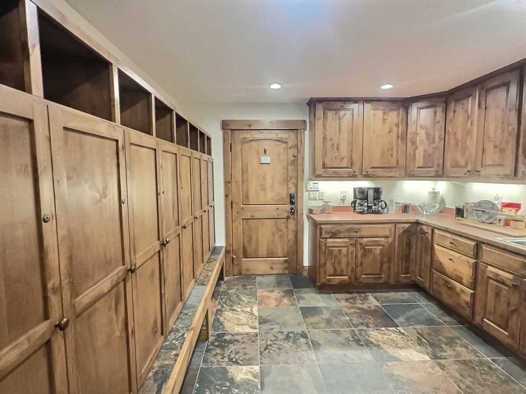 Four Sisters - Image 94