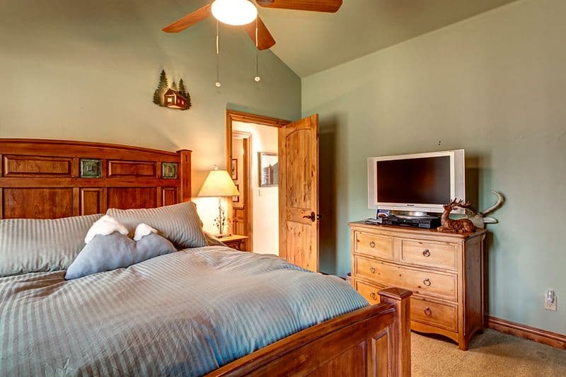 Highwood House - Image 11