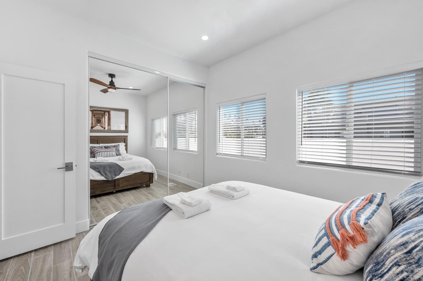 Casa Blanca - Image 34