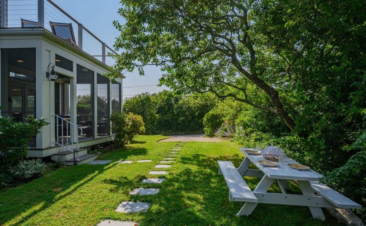 Bay Break - Image 29