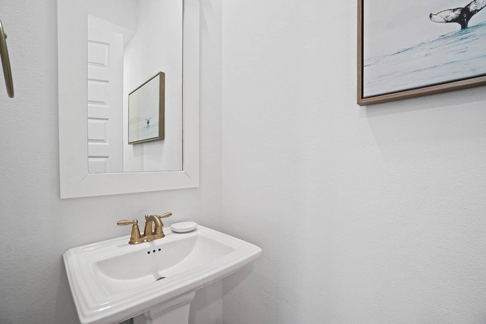 Hub Hideaway - Image 12