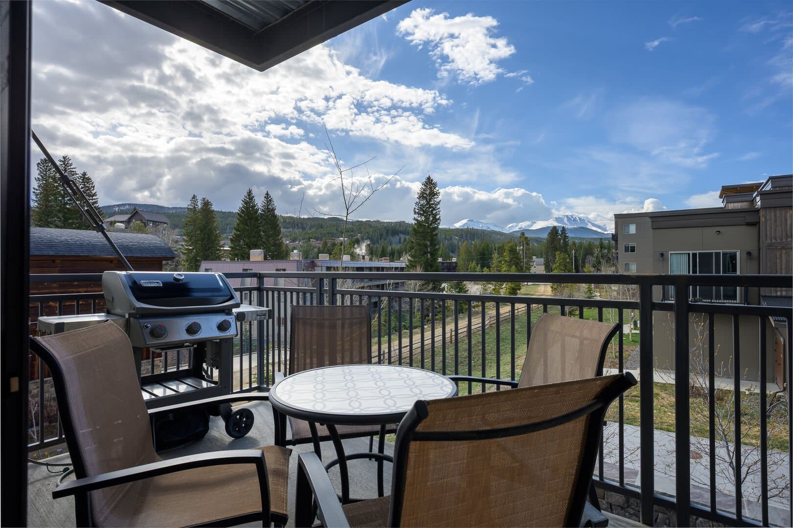 Hideaway Station Loft #207 - Image 6