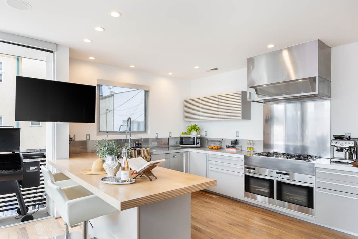 Venice View - Image 8