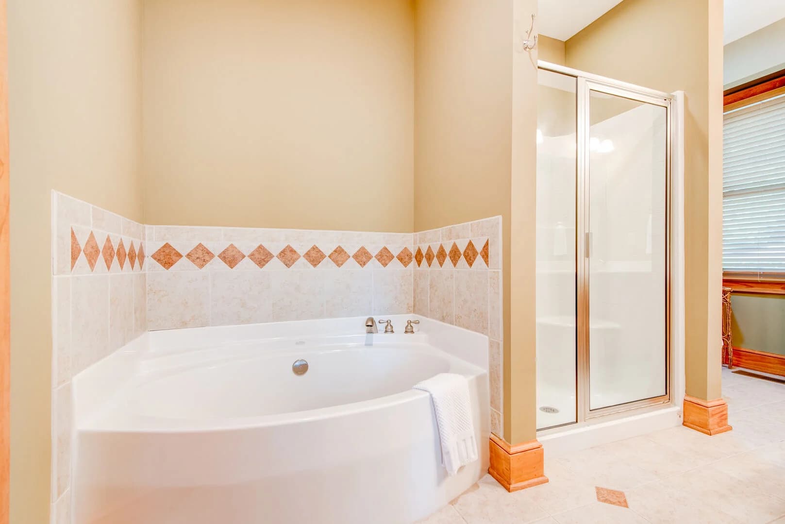 Tree House at Echota - Image 21