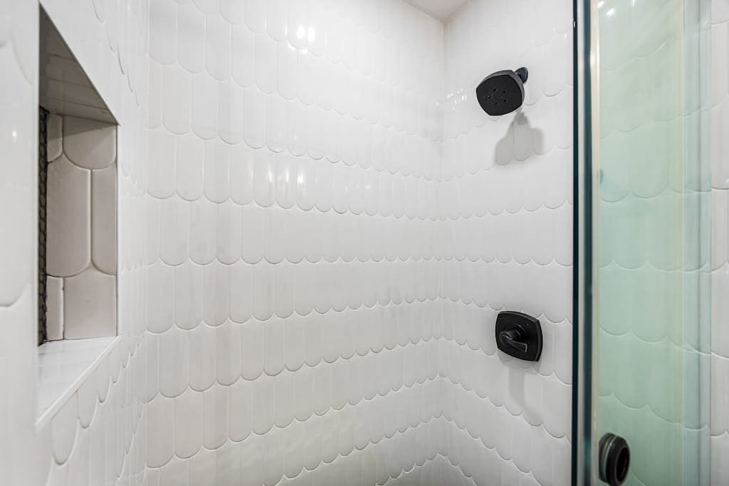 Where Waters Meet - Image 24