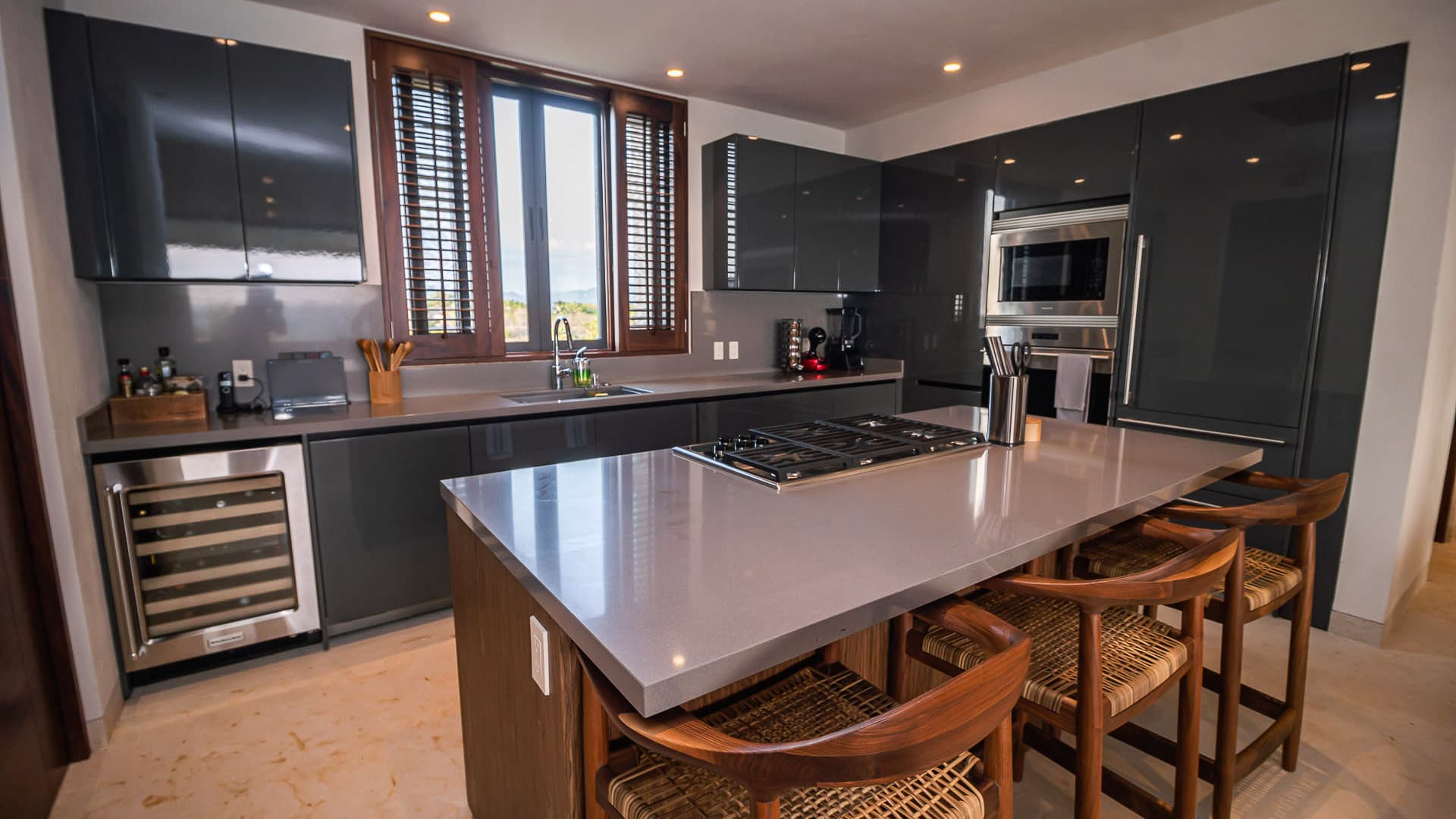 Ocean Views Home - Image 4