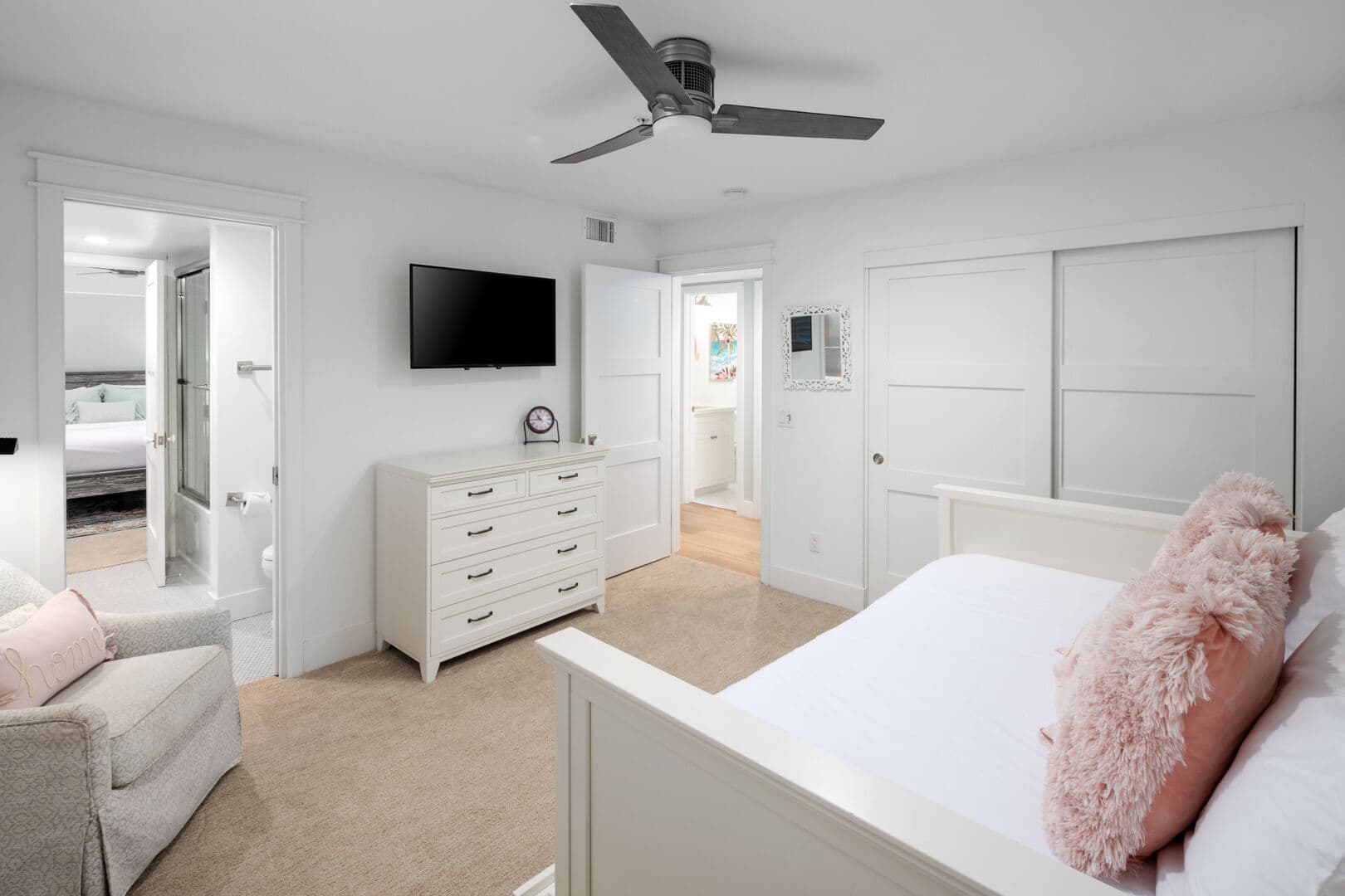 Oceanfront Retreat Two - Image 28