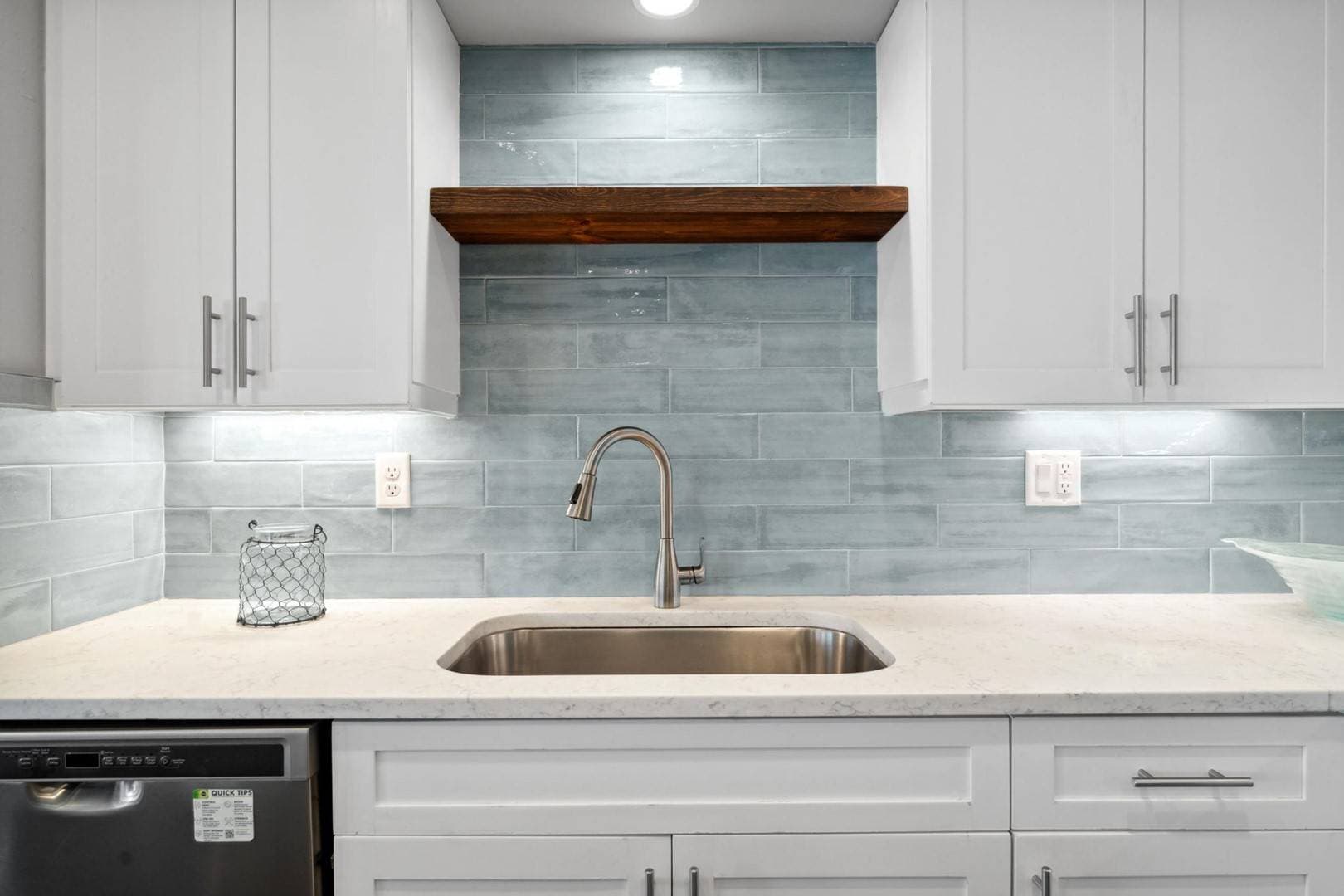 Sunset Beach Villa - Image 9