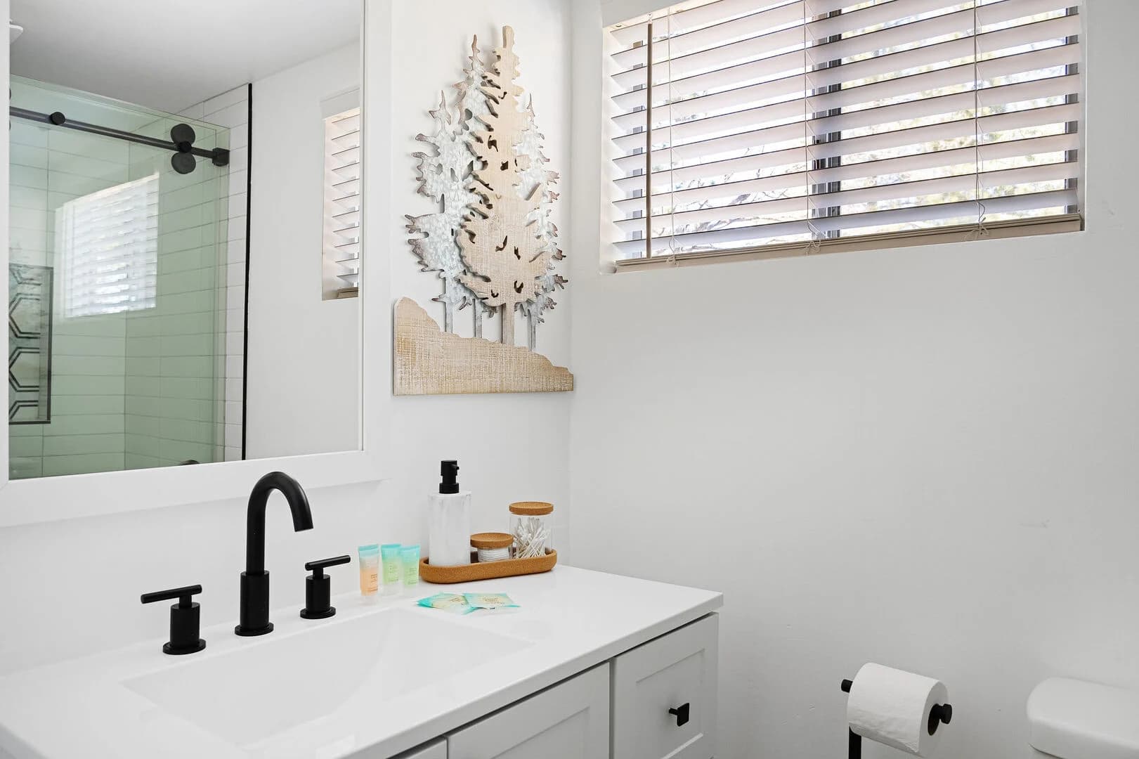 Summit House - Image 18