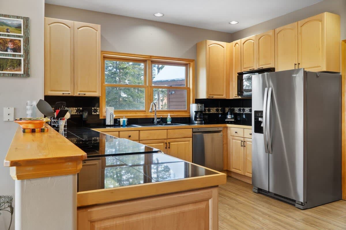 Blue River Retreat - Image 8