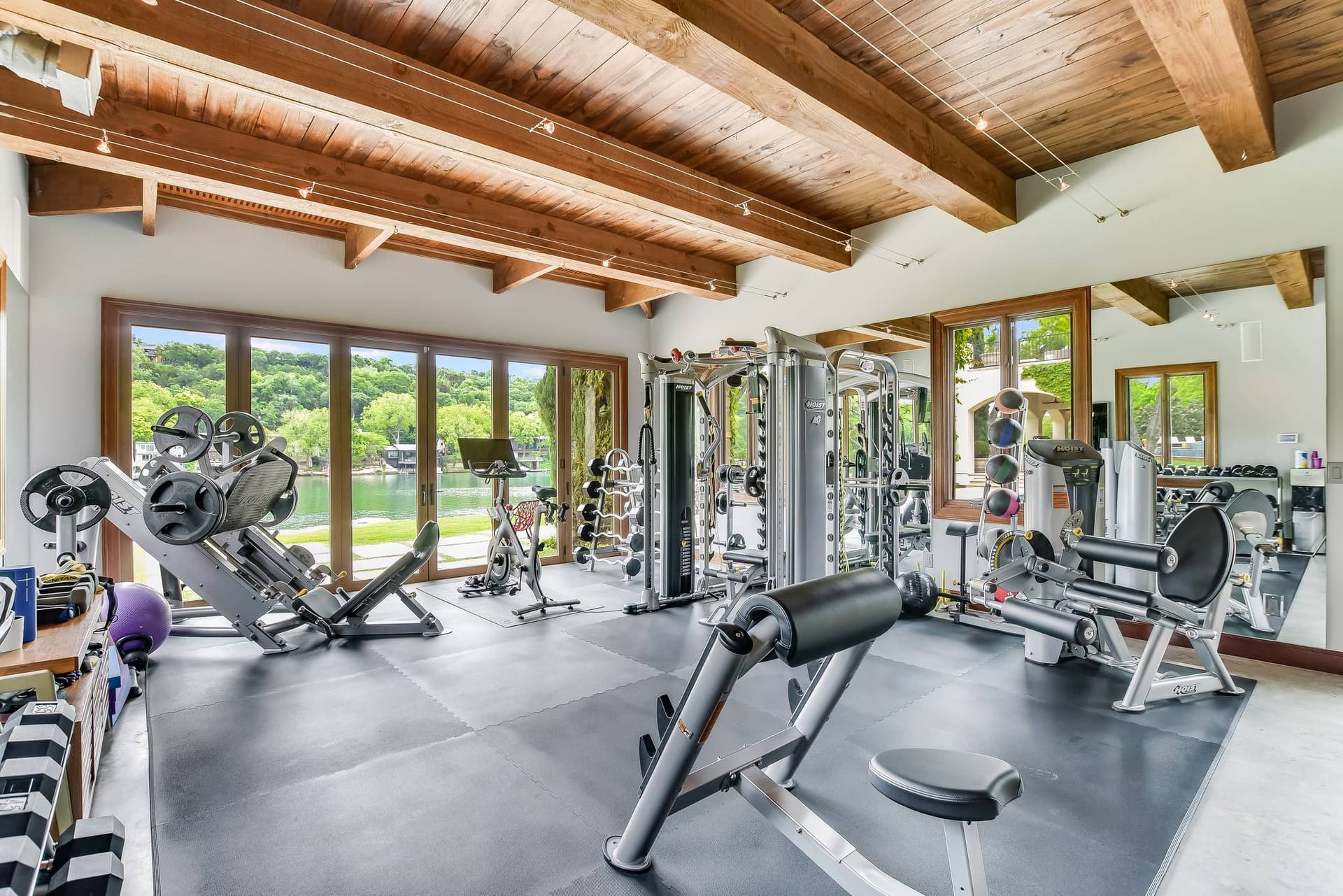 Crown Jewel on Lake Austin - Image 8