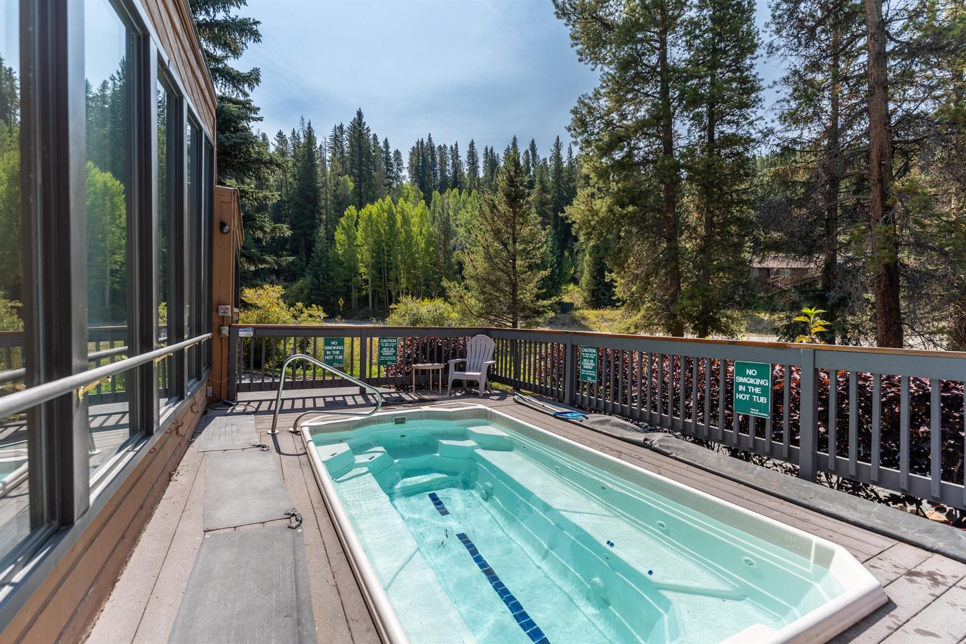 Cedar Cabin - Image 19