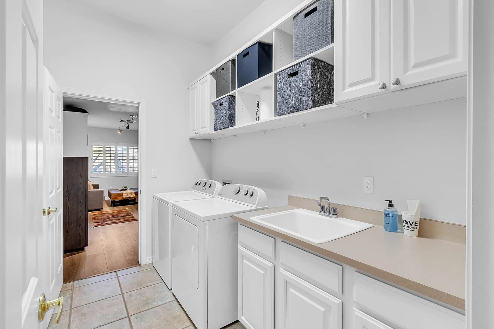 Scottsdale Redbird - Image 35