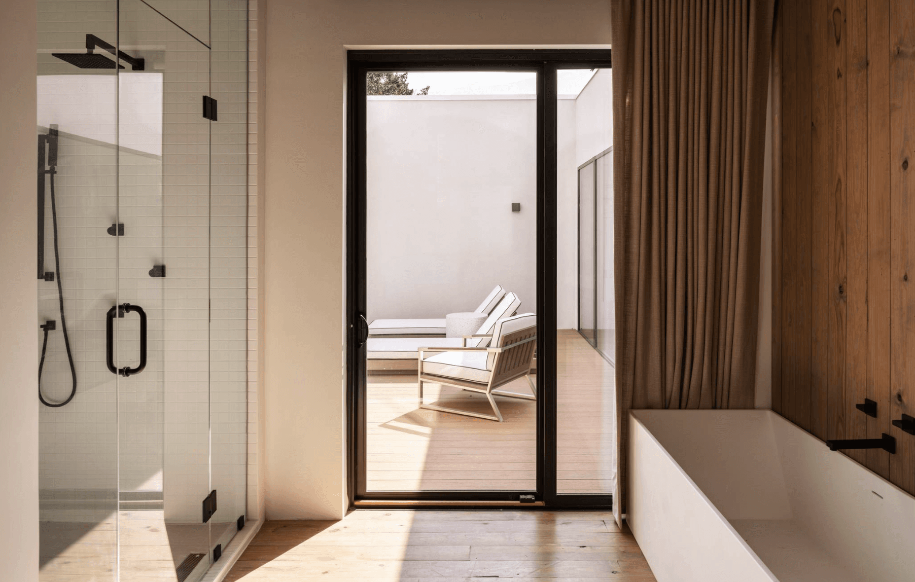 Nashville Lakeside Modern - Image 63