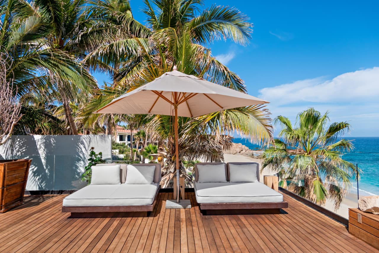 Private Beachfront in Palmilla - Image 18