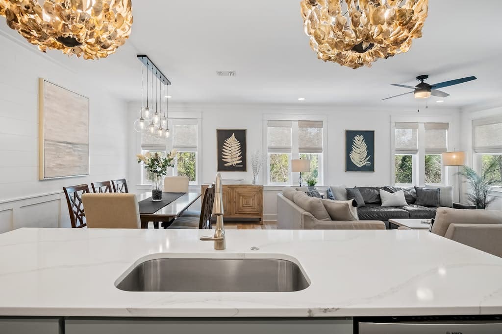 Shore Thing House - Image 11