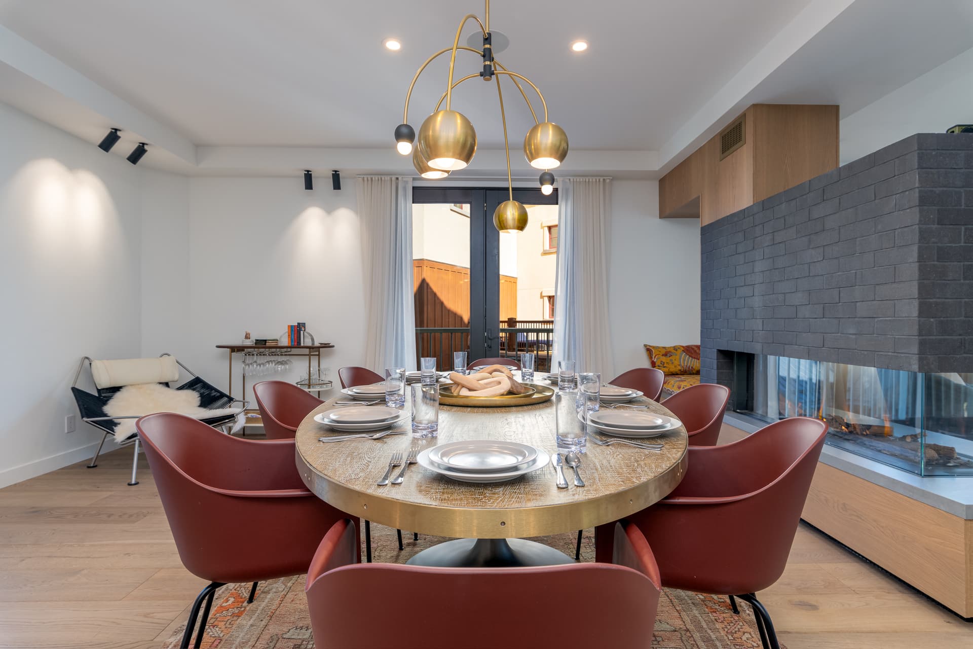 Sky High at the Plaza - Image 11