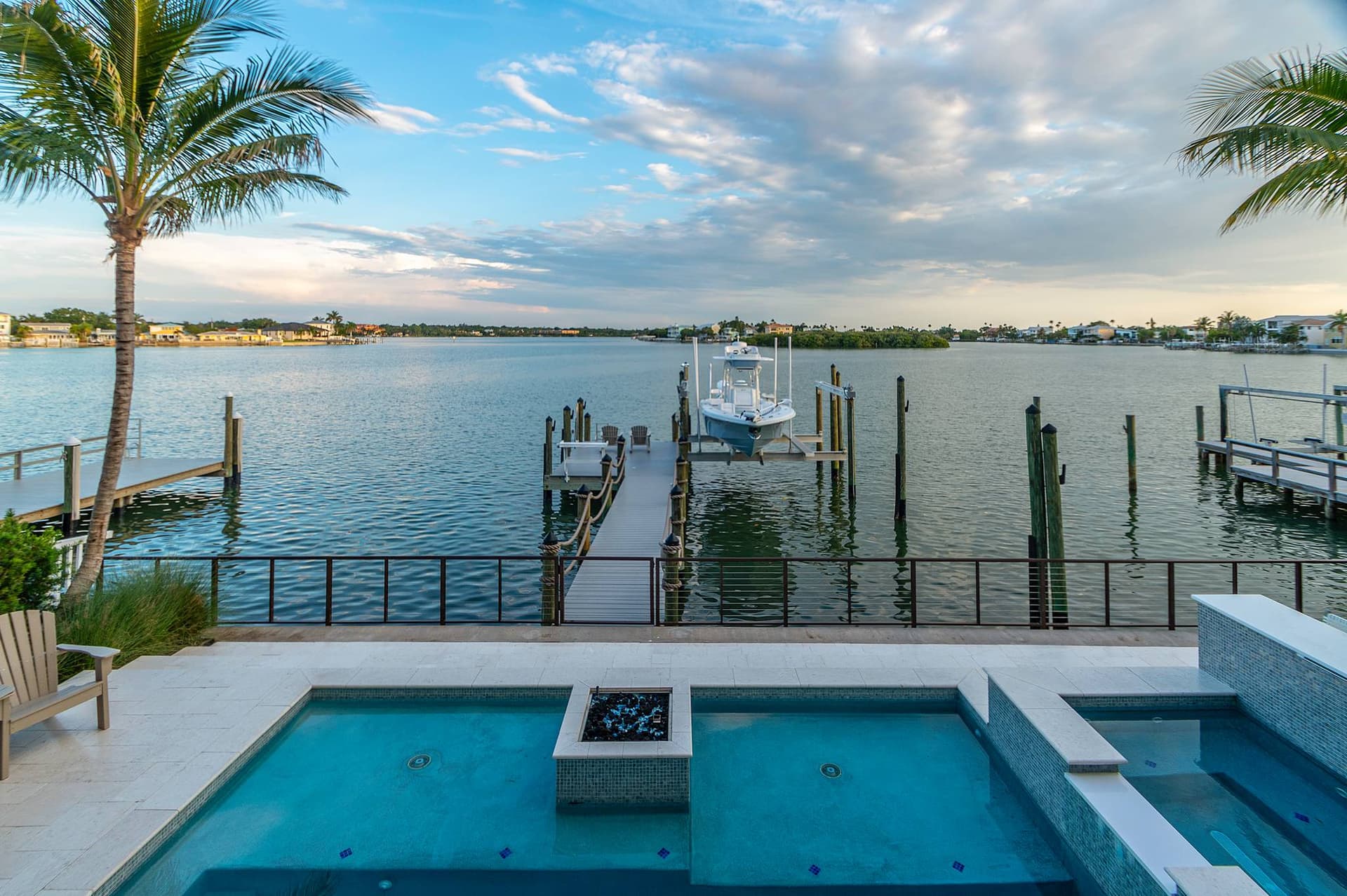 Bayside Paradise Mansion - Image 86