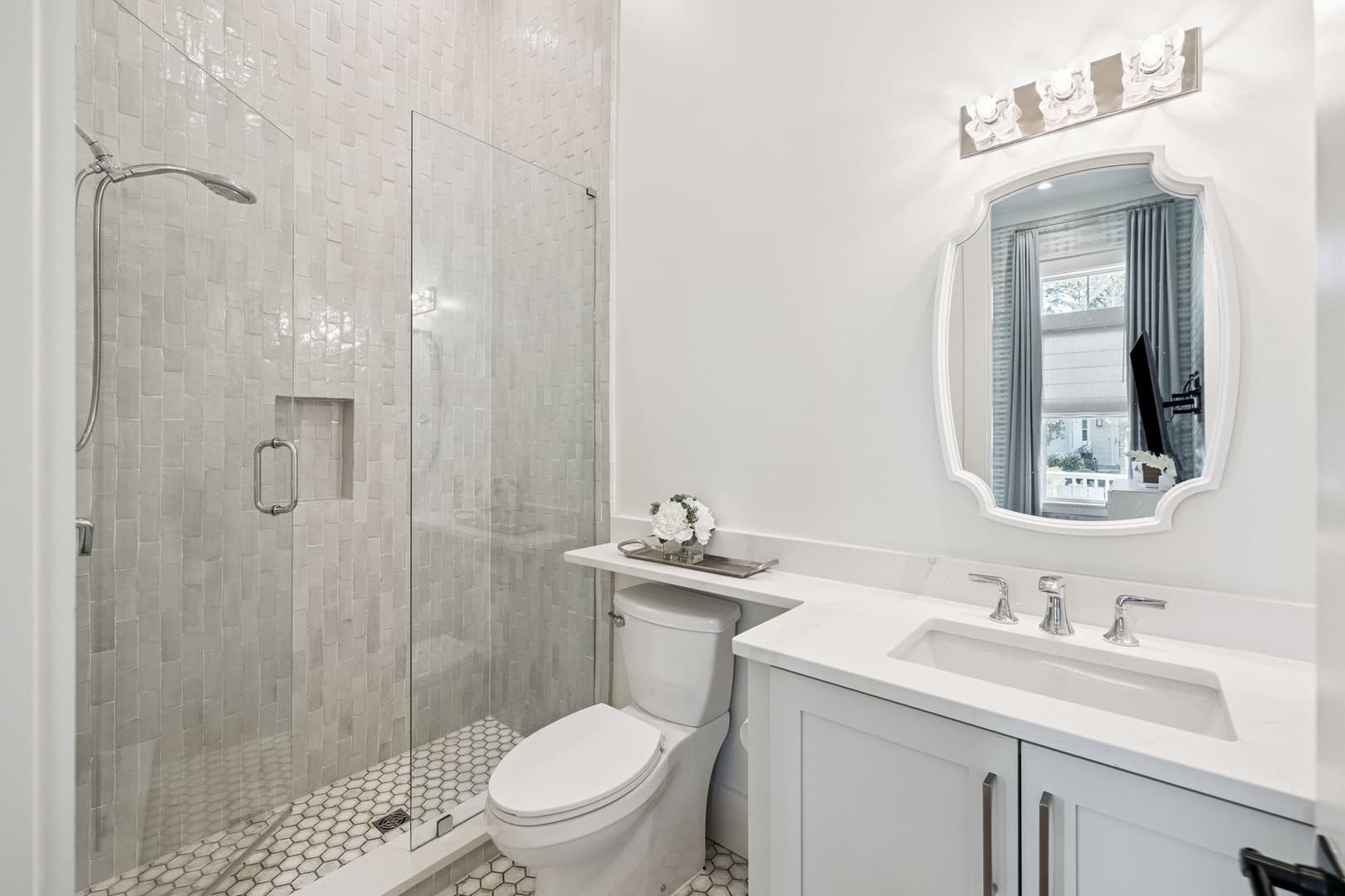 Anna Blue - Image 43