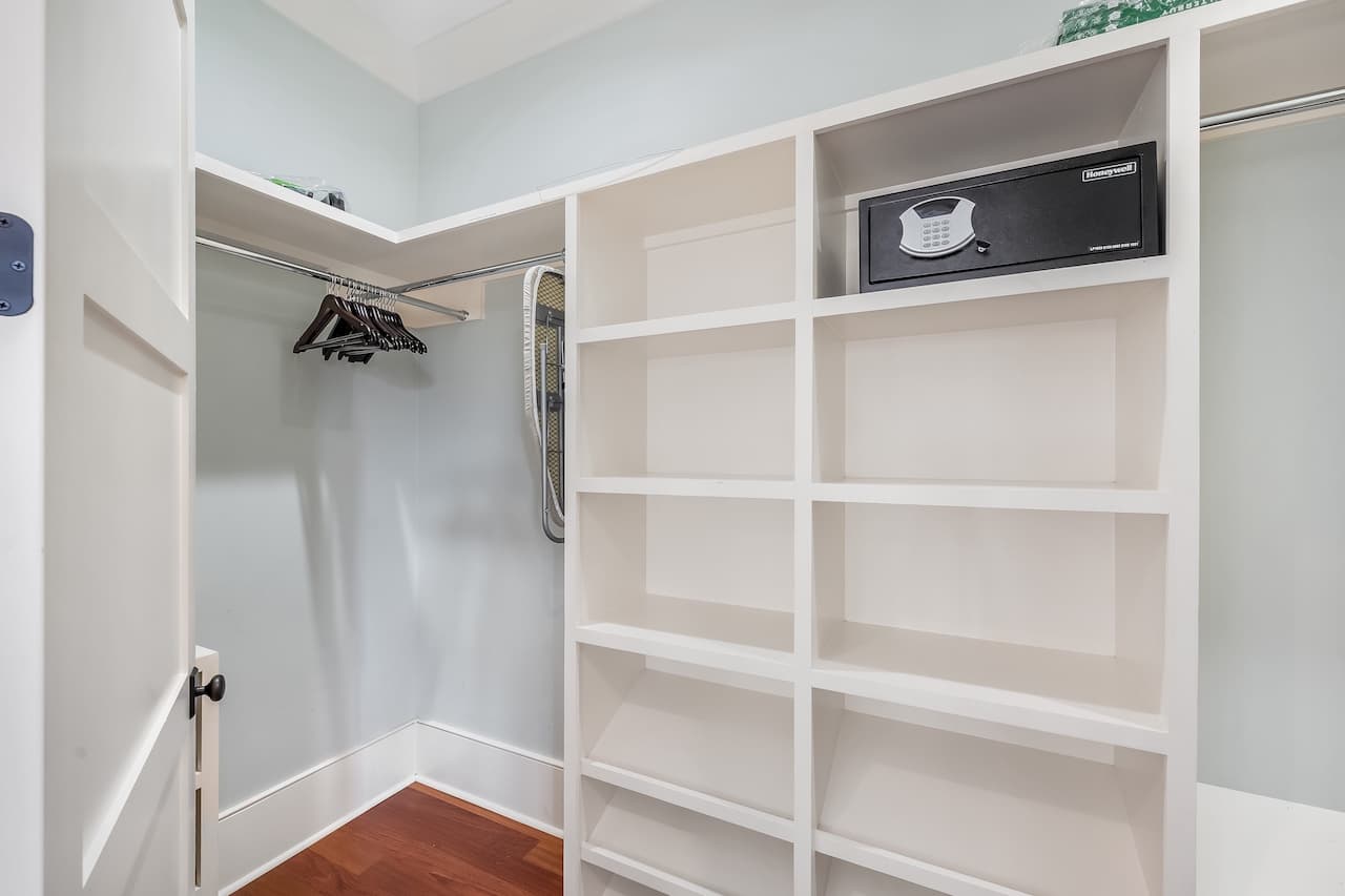 Shore Thing - Image 21