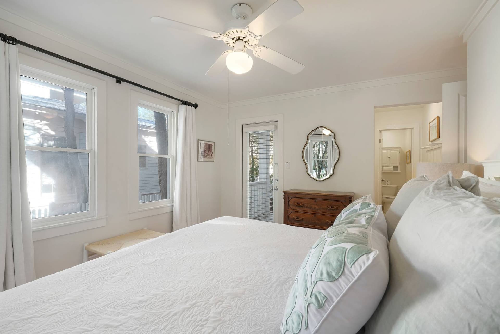 Curphey Cottage - Image 27