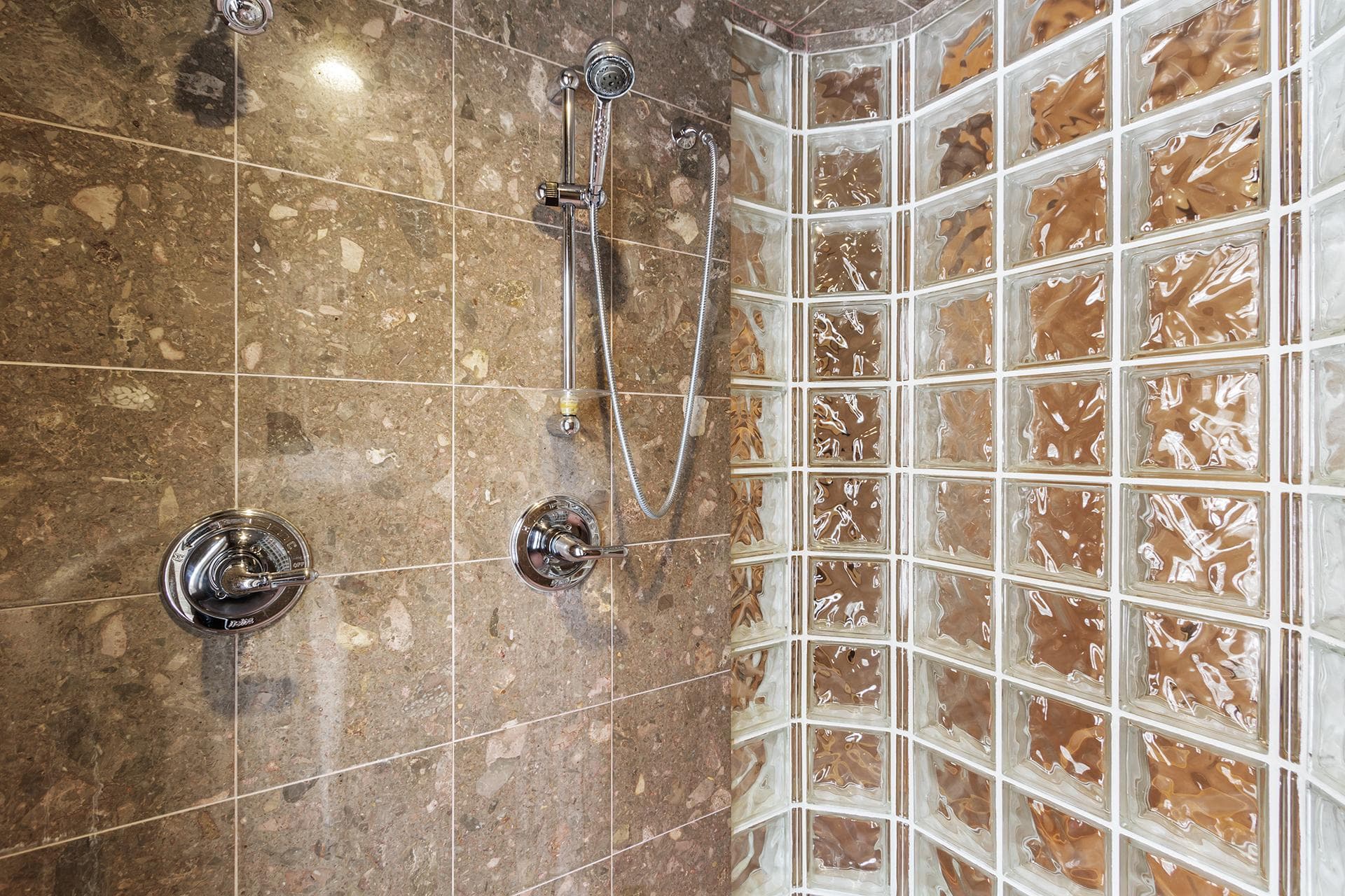 Chateau at Dyer Trail - Image 25