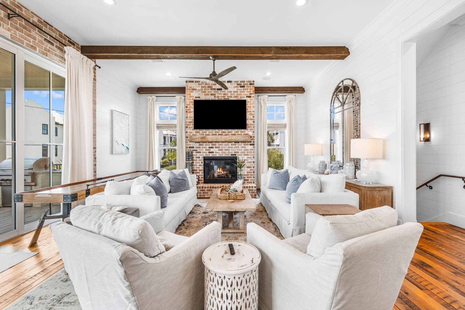 One Second Away - Image 7