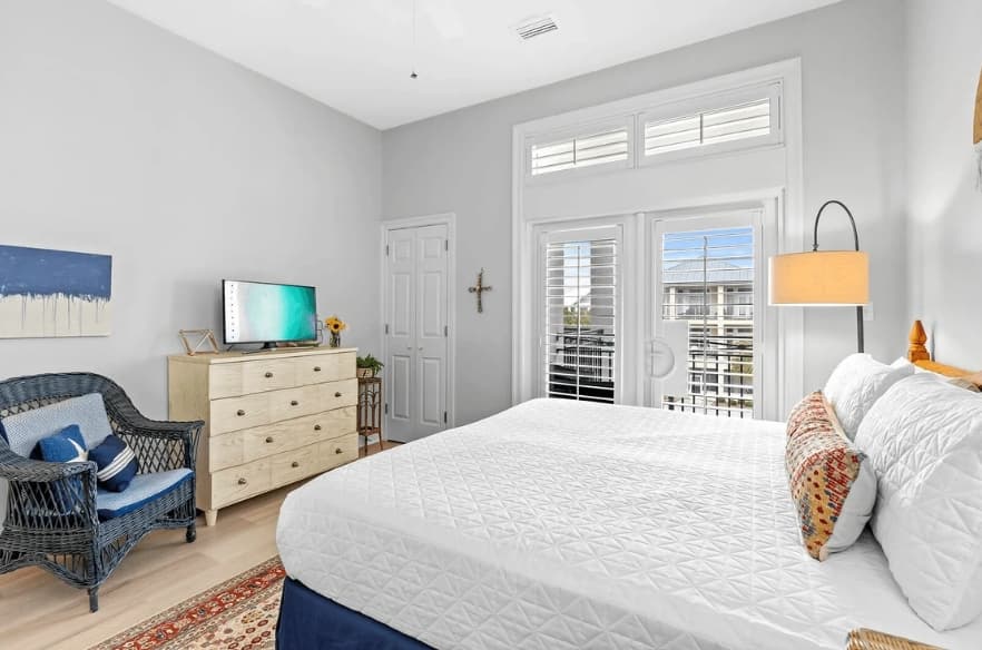 Grovey by the Sea - Image 17