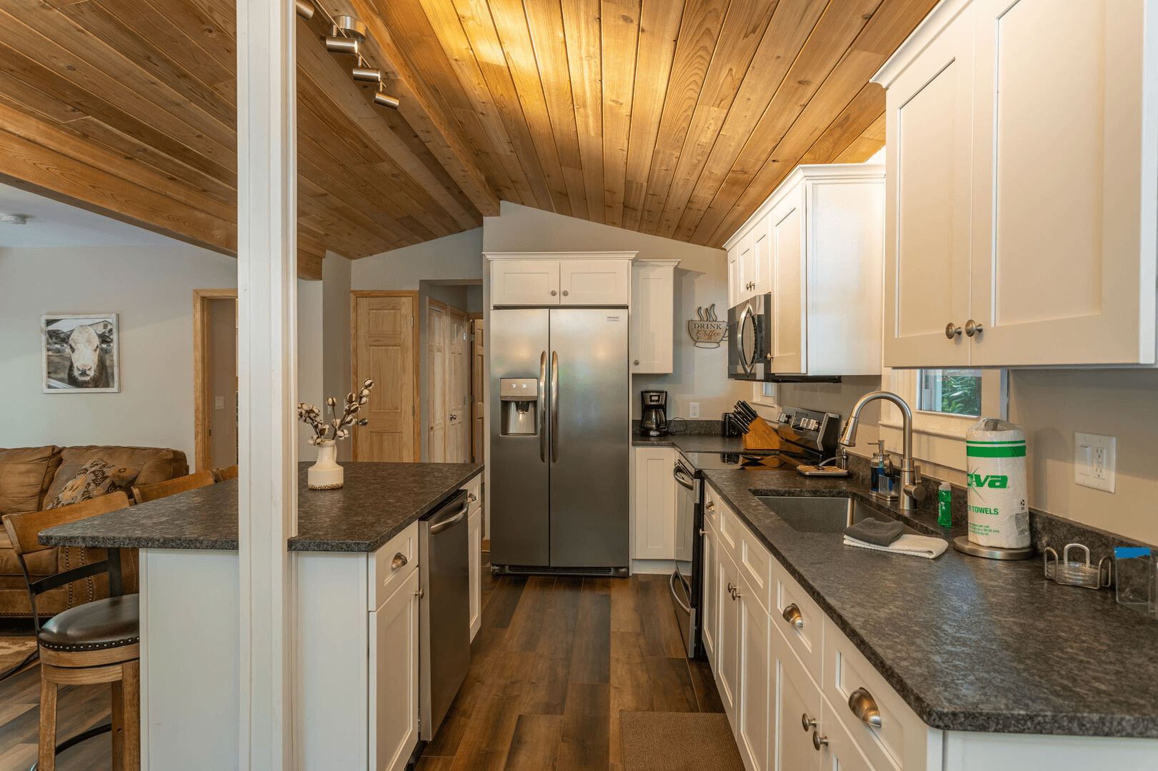 Cozy Cottage - Image 8