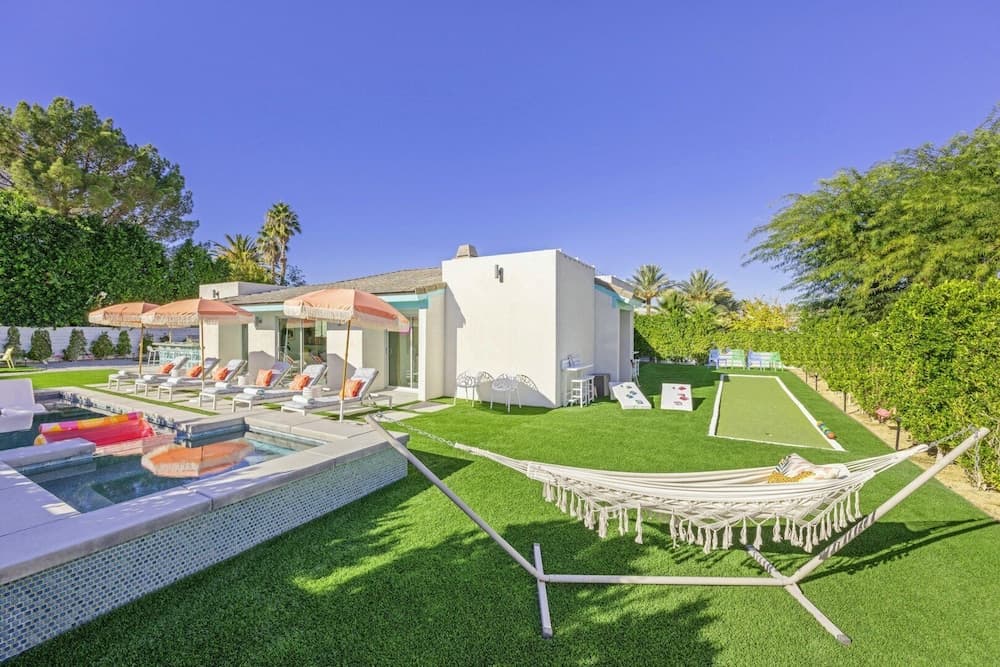 Caliente Oasis - Image 30