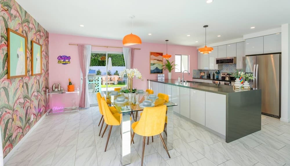 Caliente Oasis - Image 5