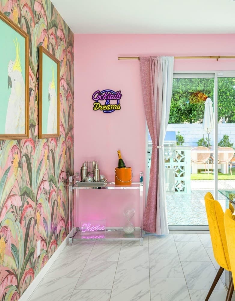 Caliente Oasis - Image 13