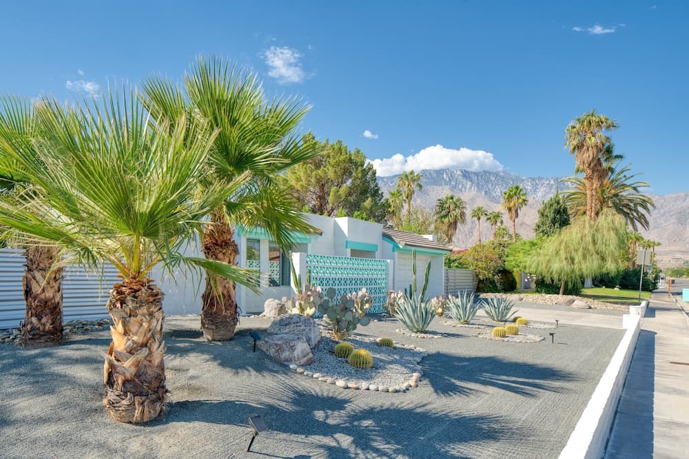 Caliente Oasis - Image 34