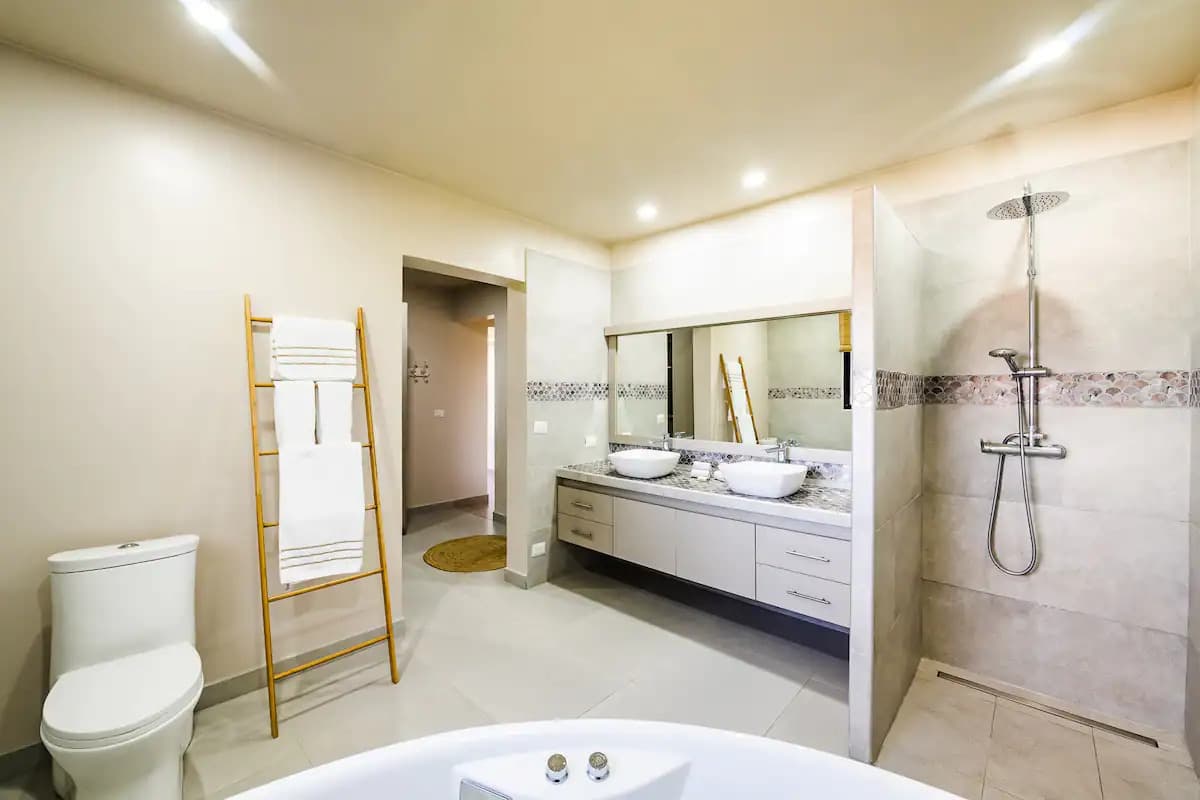 Villa Lux - Image 10