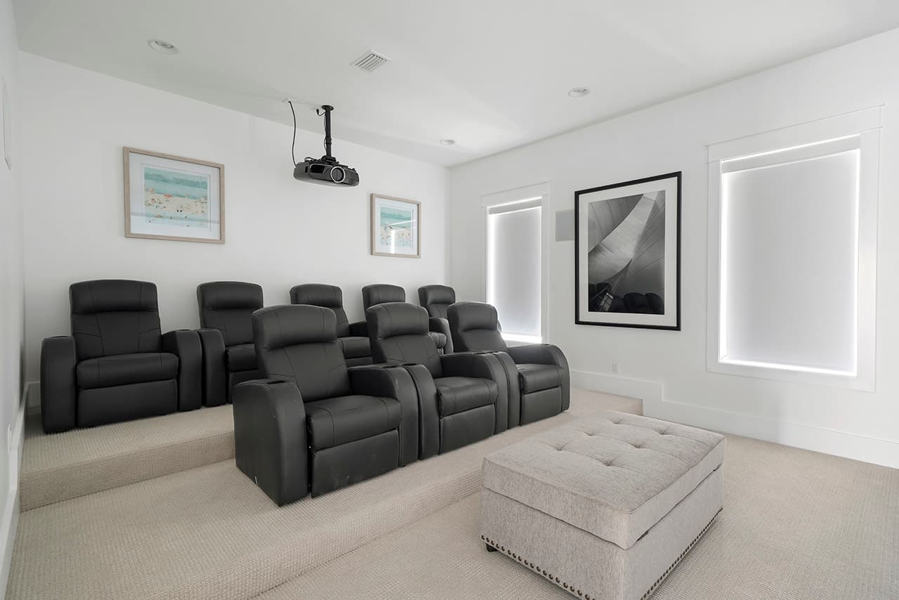 Castawaves - Image 7