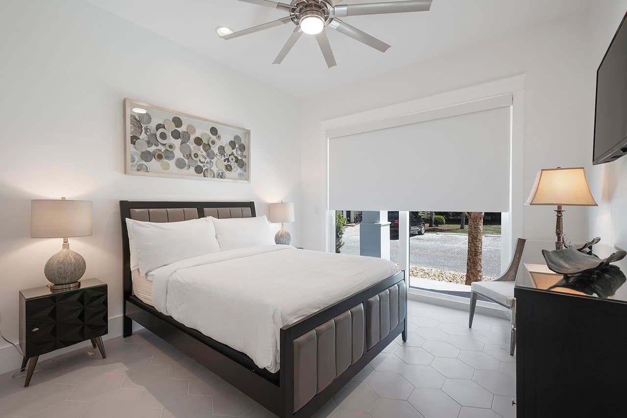 Castawaves - Image 13