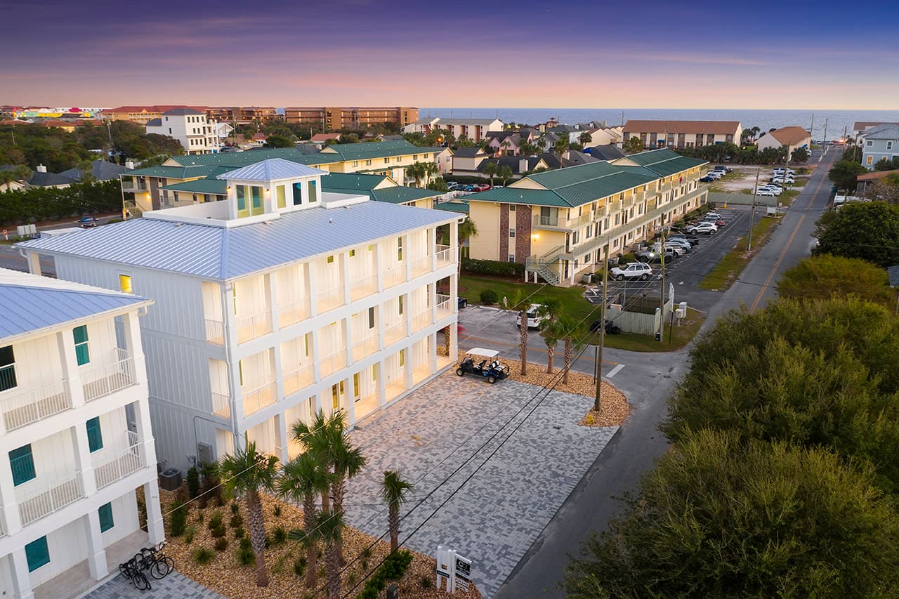 Castawaves - Image 52