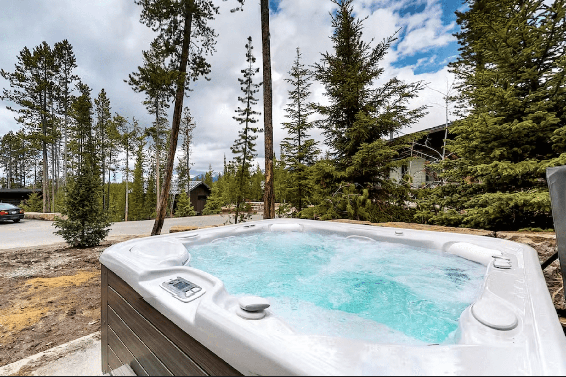 Lake Cabin - Image 6