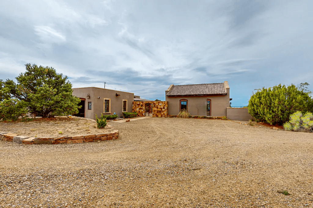 Windy Acres Retreat - Image 2