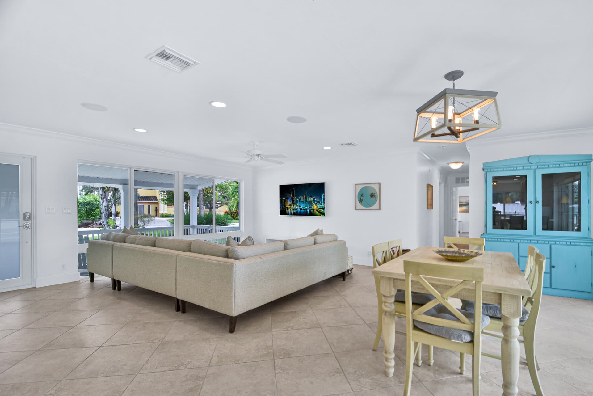 Fifth Street Home - Image 17