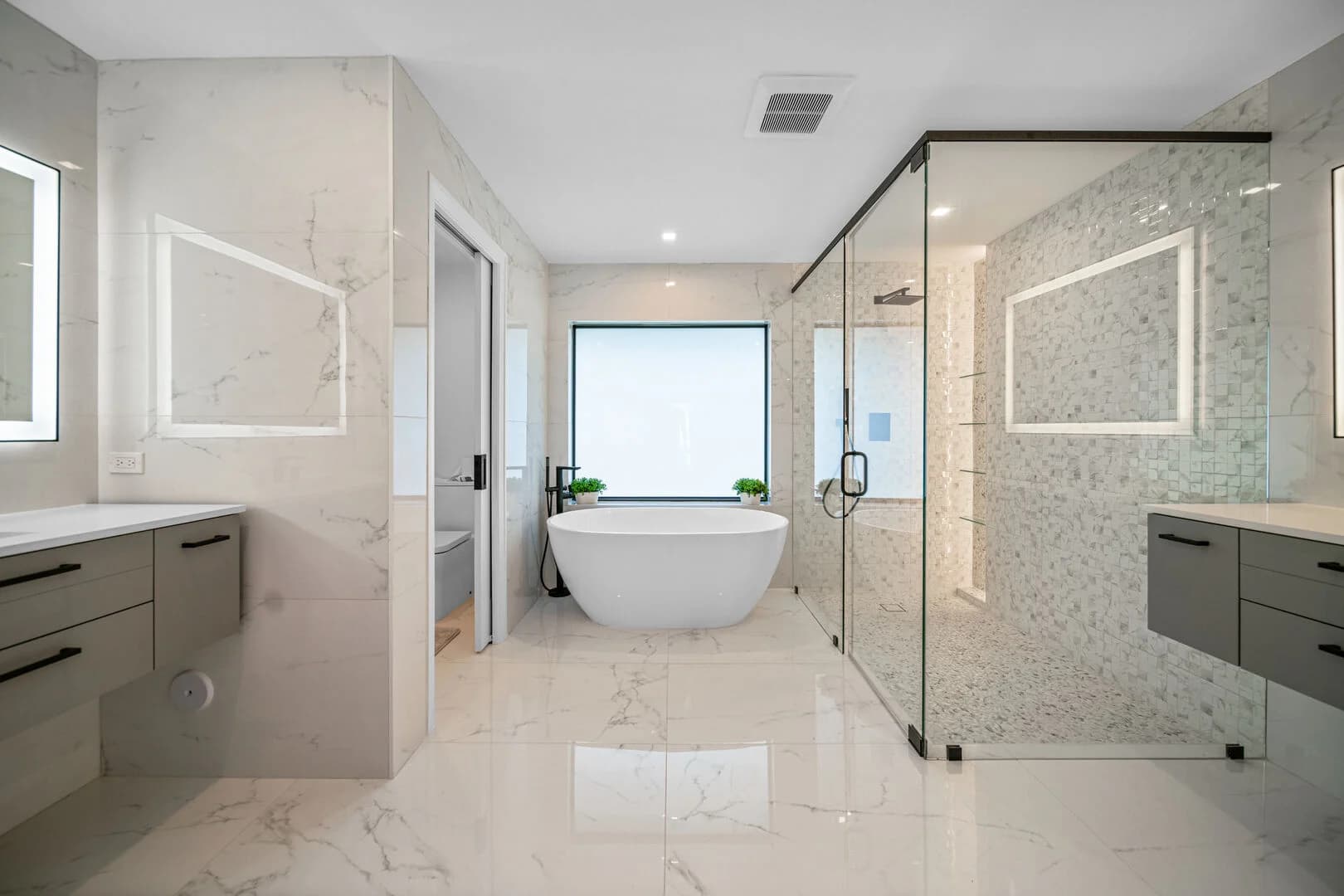 Waters Edge #906 - Image 25