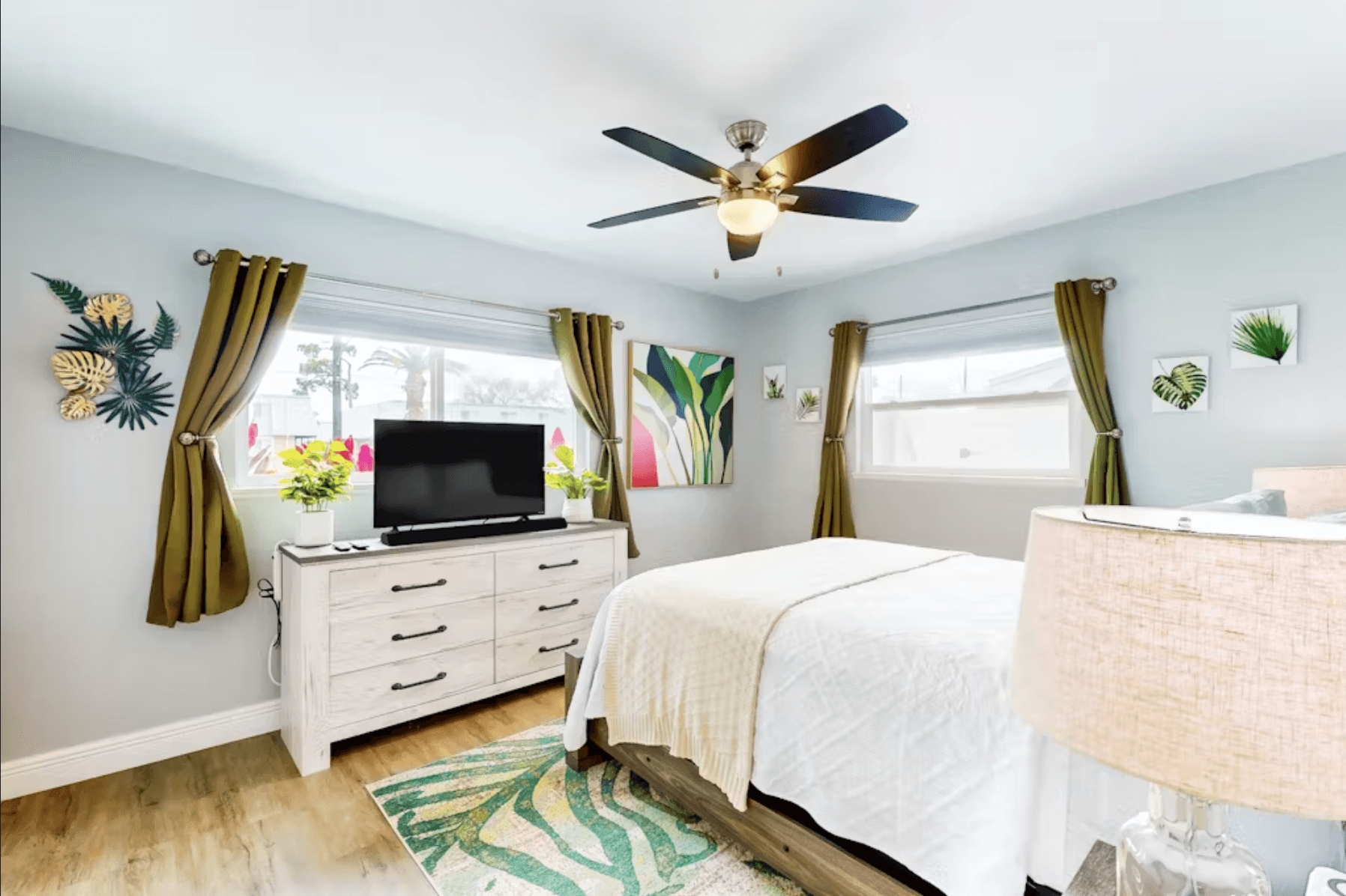 Clearwater Coastal Haven - Image 14