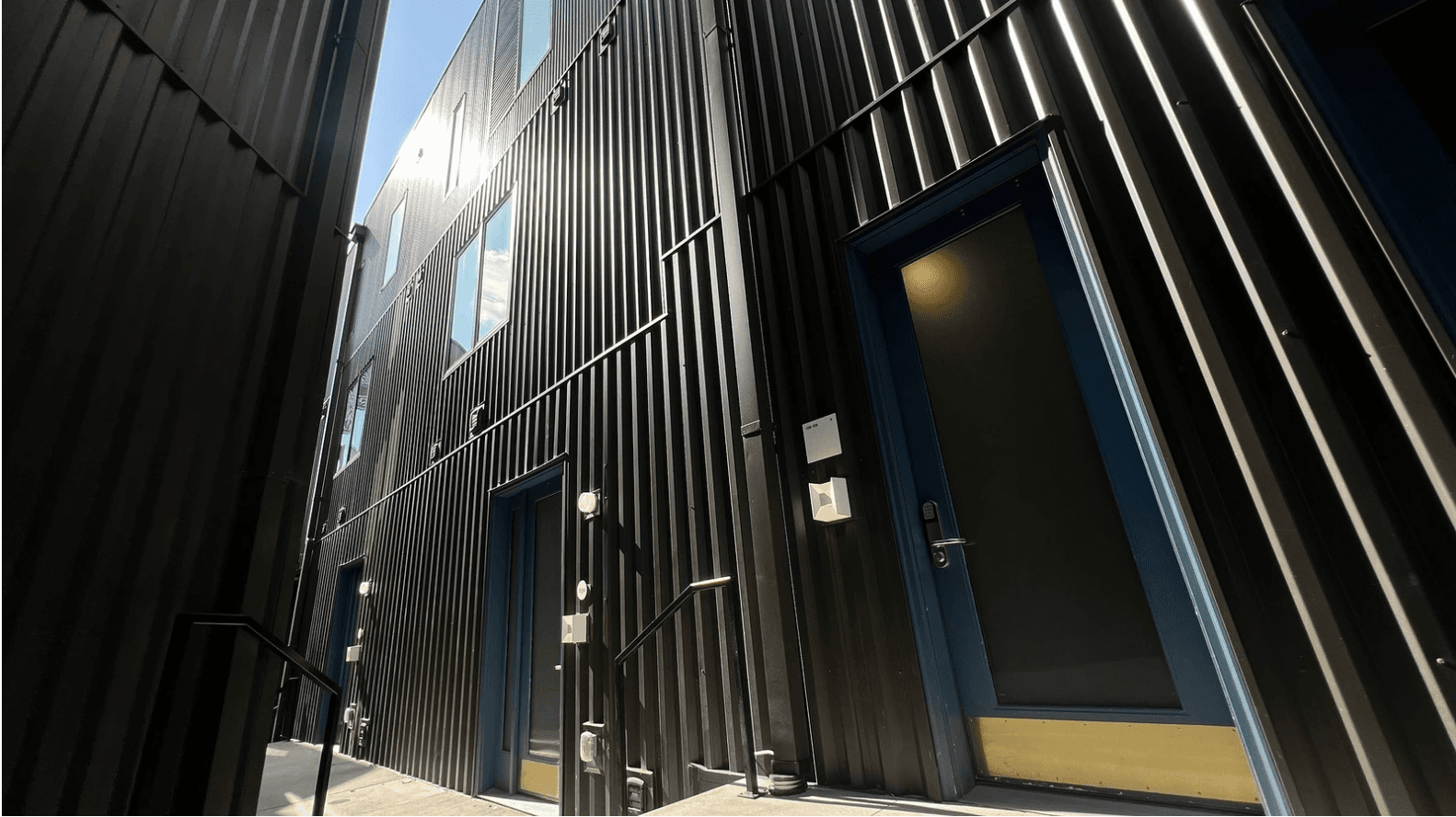 Broadway Residence - Image 23