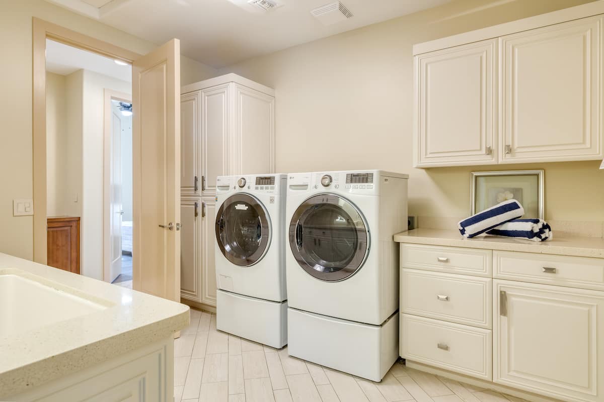 Desert Splash - Image 29