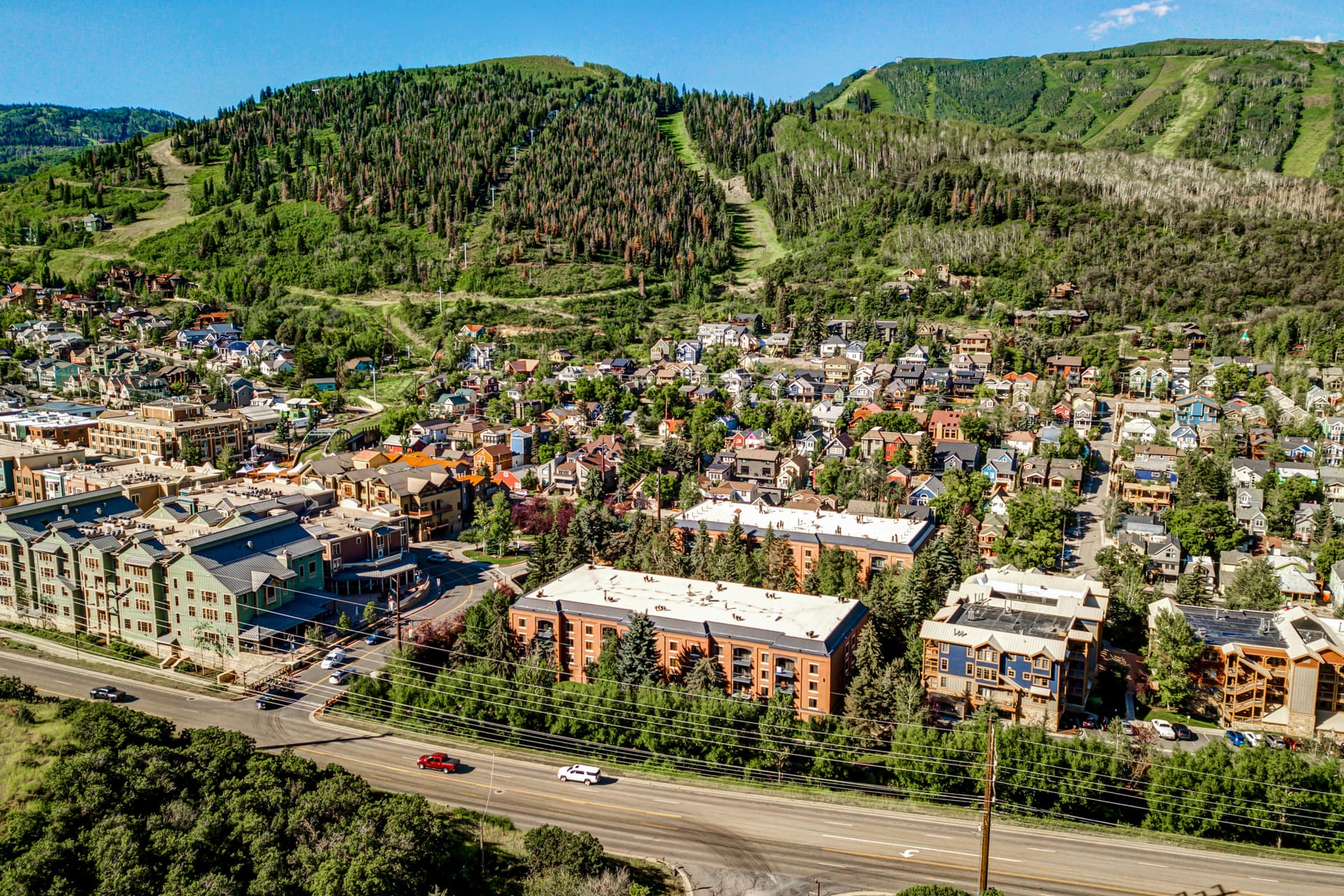 Park Station Luxury Retreat Home - Image 6