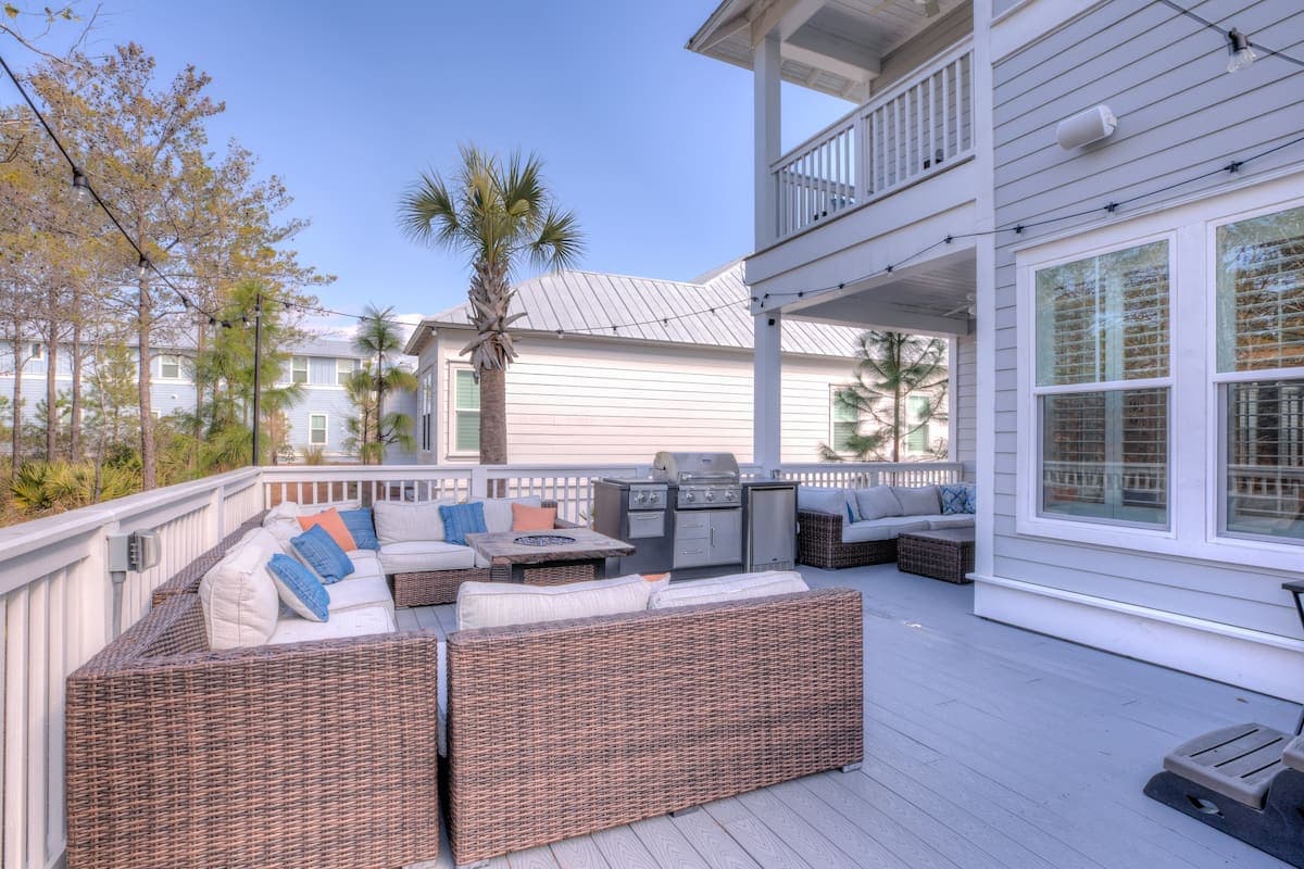 Coconut Cove - Image 54